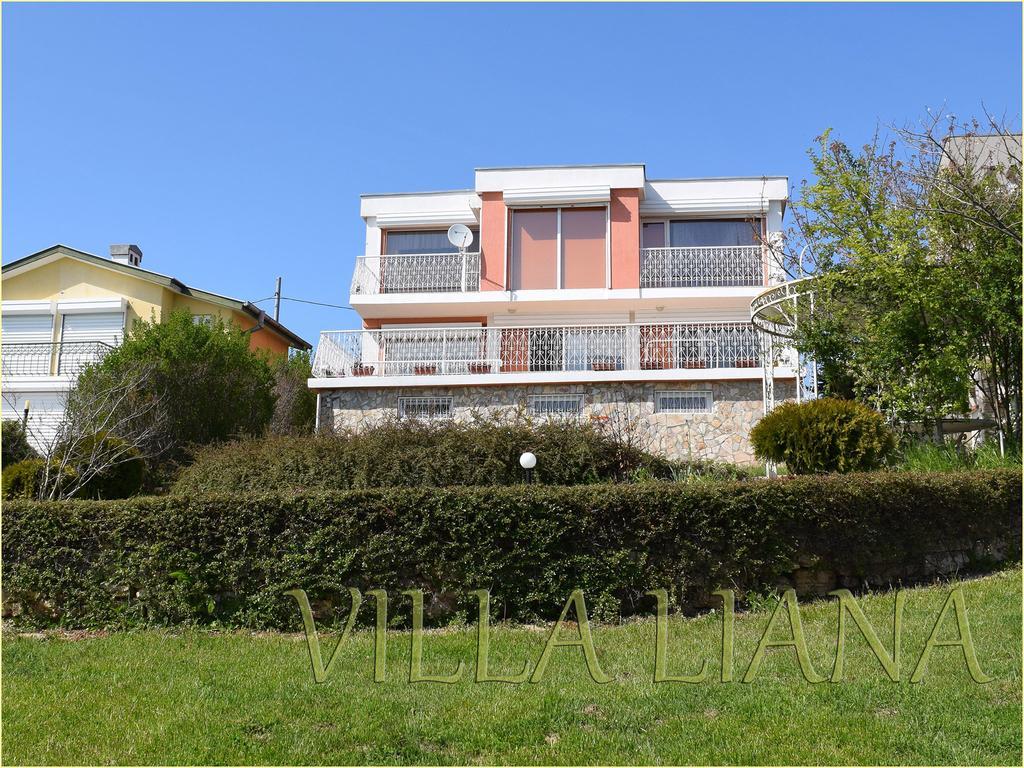 Villa Liana Bozhurets Extérieur photo